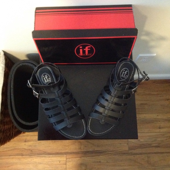 Sandals - Picture 2 of 2